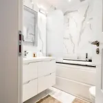 Appartamento 10 3br2bh Jacuzzi Free Parking *