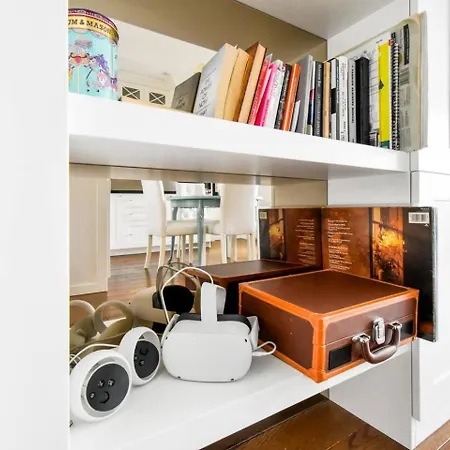 10 3br2bh Jacuzzi Free Parking