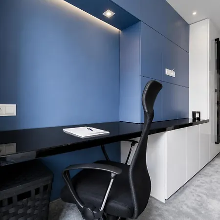 10 3br2bh Jacuzzi Free Parking Apartman *
