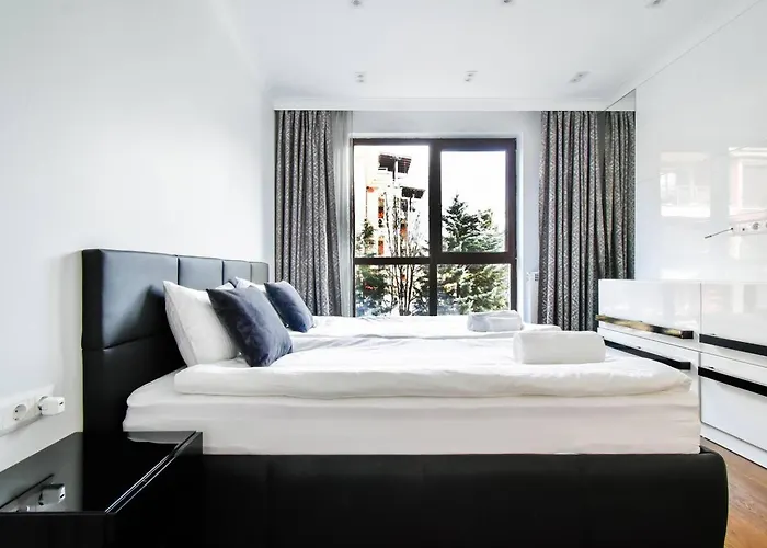 10 3br2bh Jacuzzi Free Parking Sofía